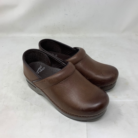 dansko women's professional mule